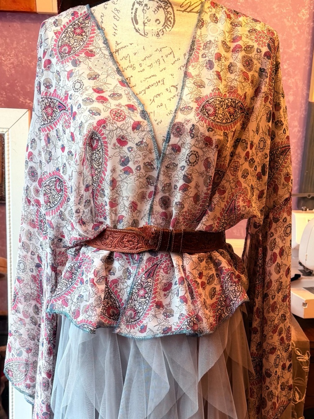 Tootsie’s Handmade Floral Paisley Kimono Style Blouse in Reds Pink and Cream - Picture 2 of 9